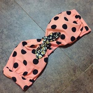 VICTORIA’S SECRET POLKA DOT STRAPLESS BIKINI TOP
